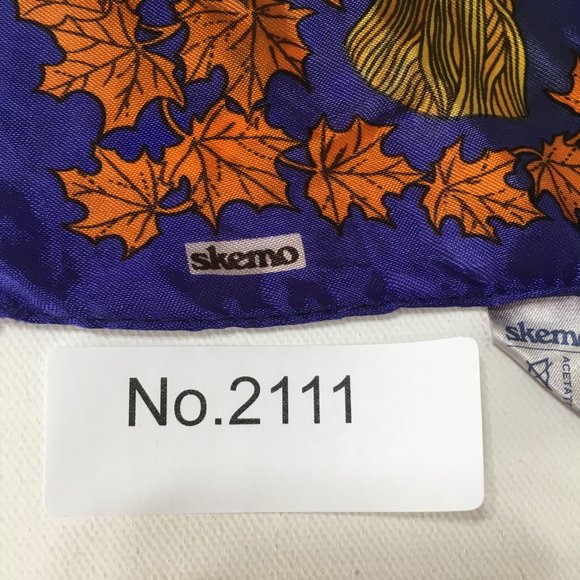 SKEMO Vintage Canadian Soldiers Print Square Scarf Purple Orange 26x27" - Picture 14 of 14